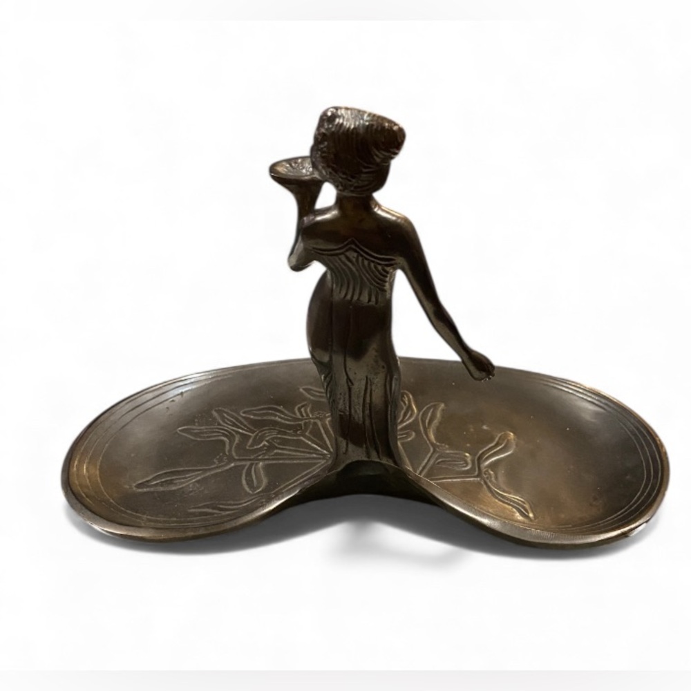 💃 Vintage Art Nouveau Bronze Lady Fruit Dish - Picture 2 of 8